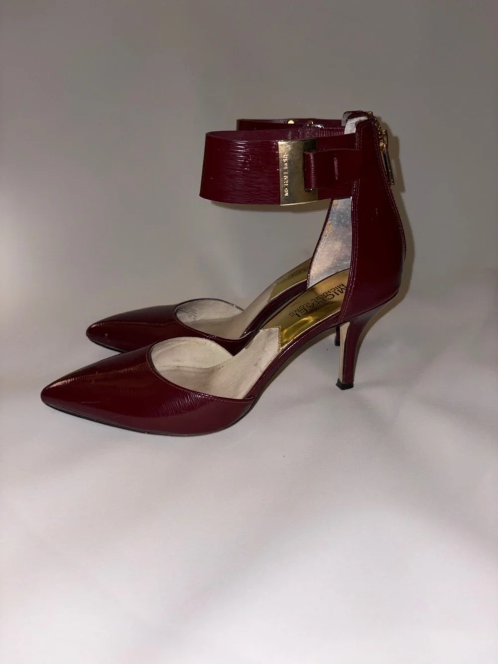 Michael Kors‎ Women's Guiliana Mid Ankle Strap Pumps Size 7